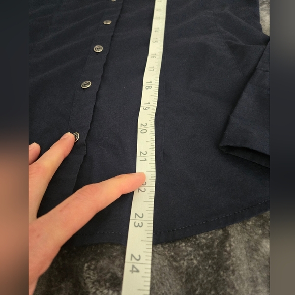 New York & Company Women's Dark Blue Button Up Size Small - Picture 4 of 5